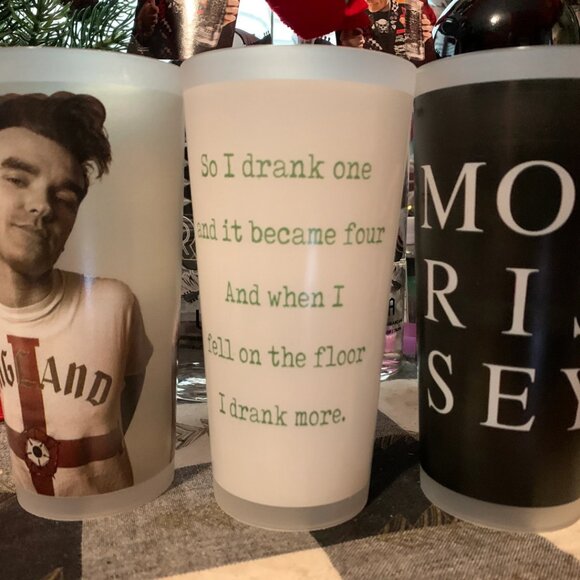 MORRISSEY/THE SMITHS PINT GLASSES - Picture 2 of 3